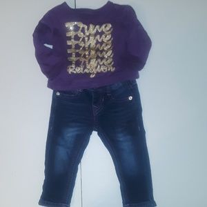 LIKE NEW TRUE RELIGION STRAIGHT JEANS LONG SLEEVE